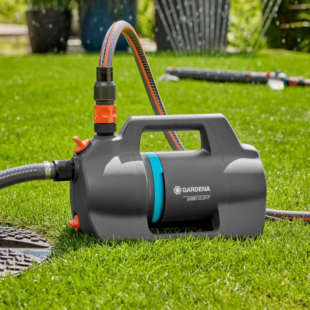 Gardena Gartenpumpe 5000 Silent Saugschlauch-Set Pumpen: 26% mehr Wasserdurchfluss bei gleichem Energieverbrauch im Vergleich zum Vorgänger-Modell*, Leise im Betrieb (09082-20)