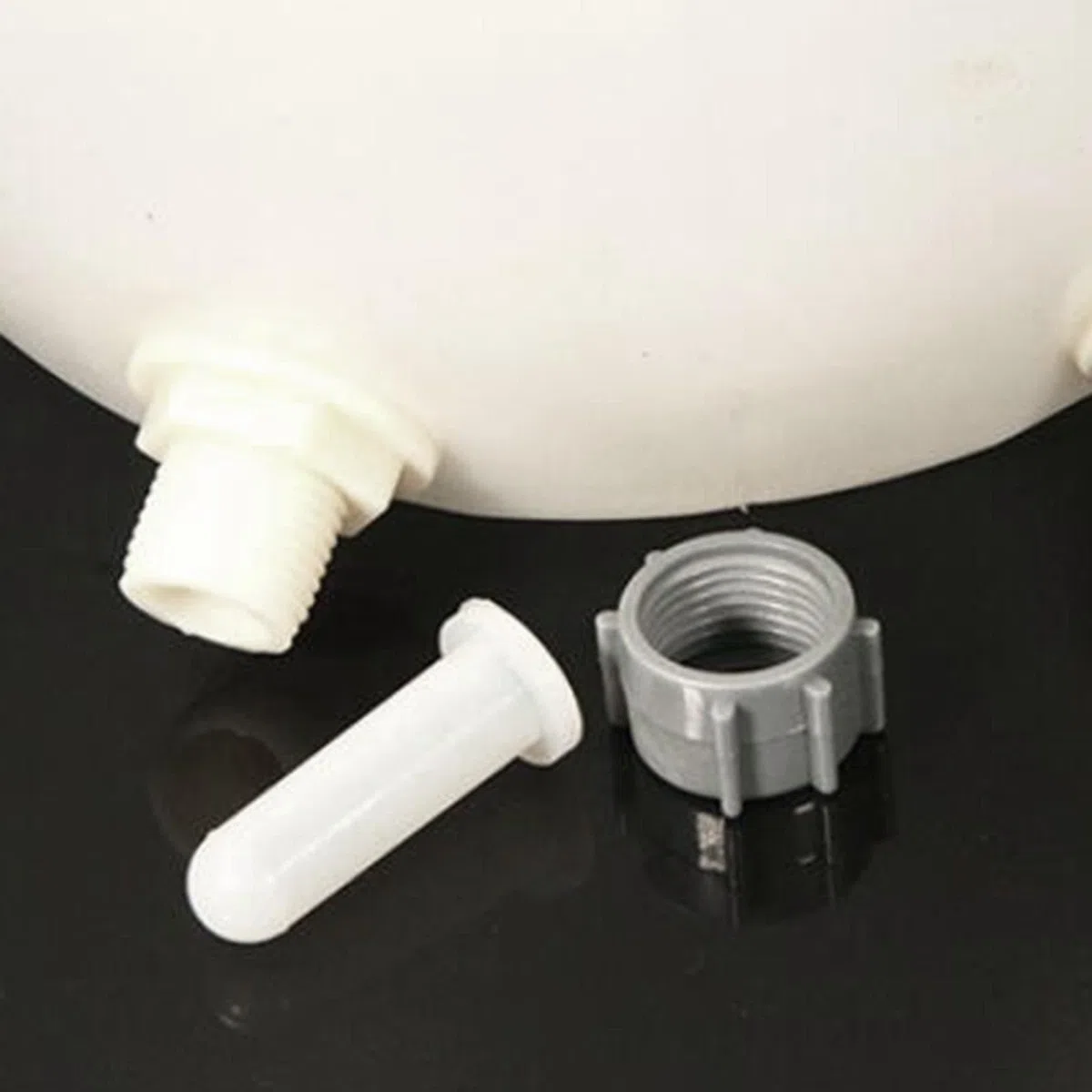 Lämmermilch Aufzuchtflasche Verdickte 8-Liter-Milchflasche for Lämmer und Schafe mit 6 Saugern for Ferkel Babynahrung auf dem Bauernhof