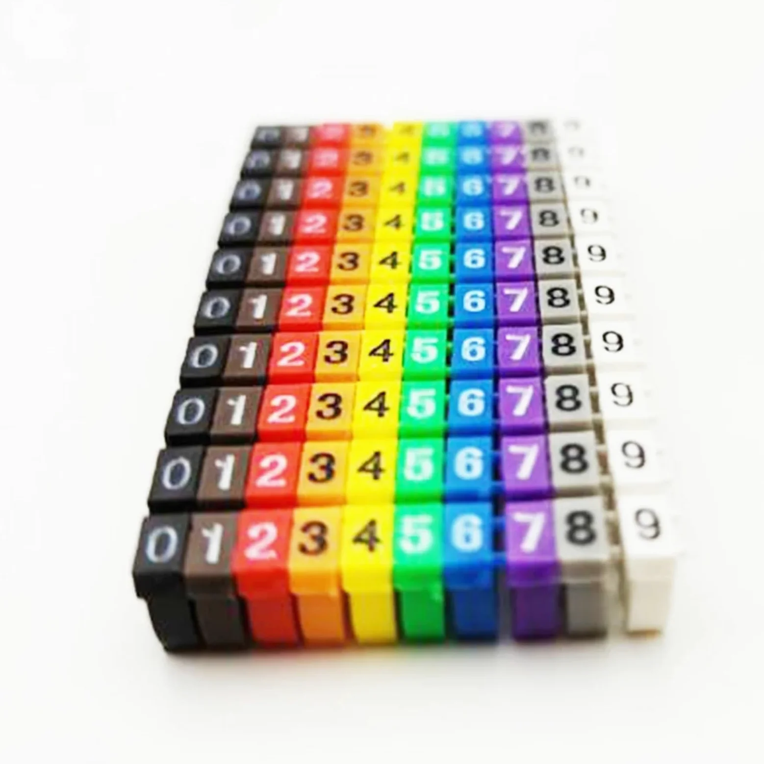 Kabelkennzeichnung, Kabelmarkierung, Tag, Etikett, Netzwerkkabel for Cat5e, Cat6, mehrfarbig, Zahl, Buchstabe, ordentliche Markierung, festsitzende Kabelhülse(3 4mm,150PCS 0 9Multicolor)