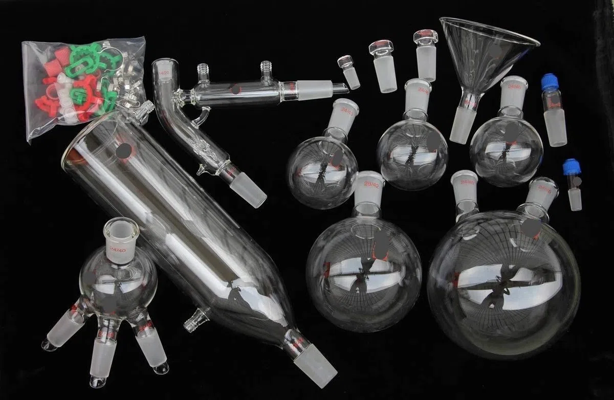 Kurzstrecken-Glasdestillationsset mit Kühlfalle und magnetischem Heizmantel – 2000 ml Laborausrüstung