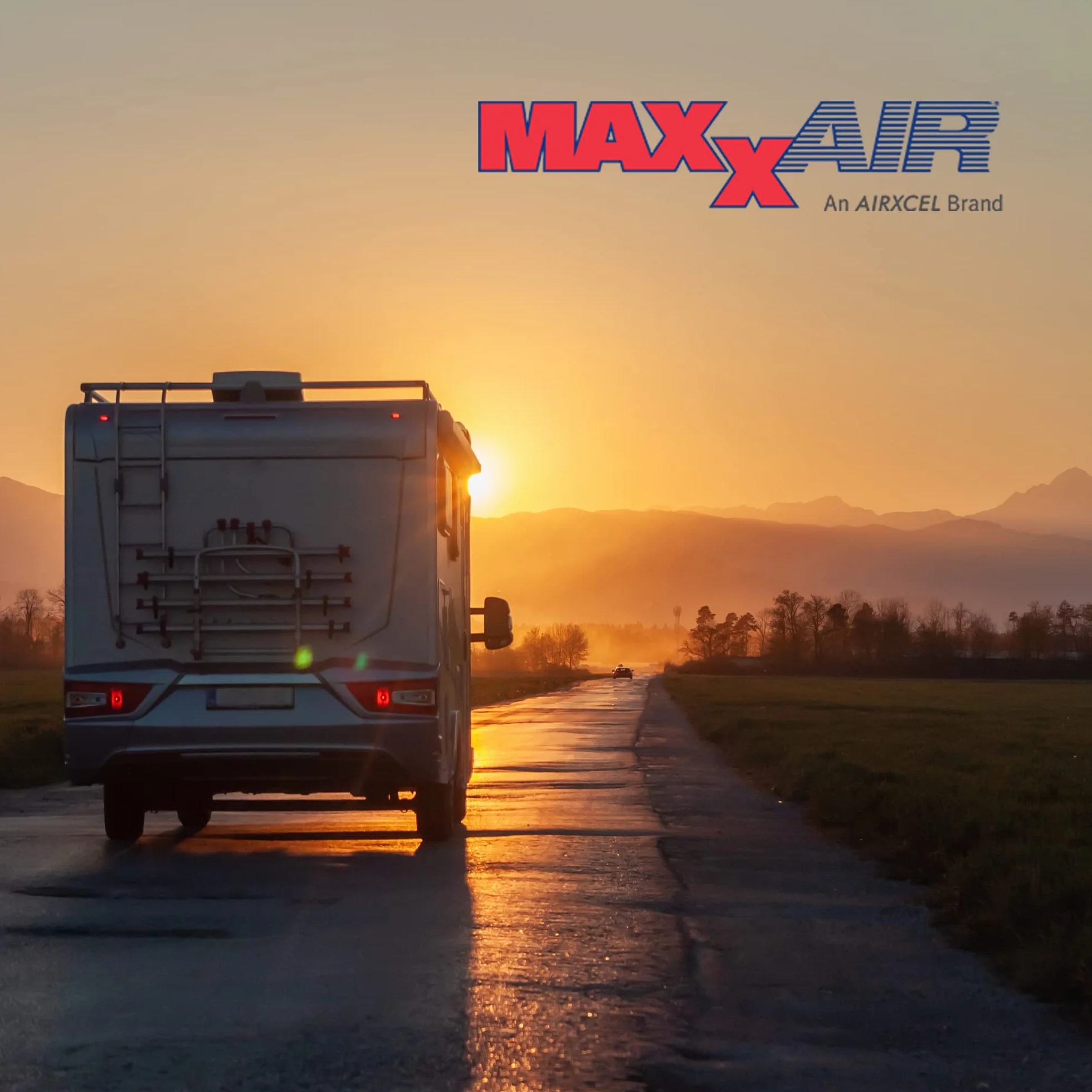 Maxx Air MAXXFAN Dome Plus 00-03810B LED-Beleuchtung, 15,2 cm runder Ventilator, nur Auspuff, schwarz