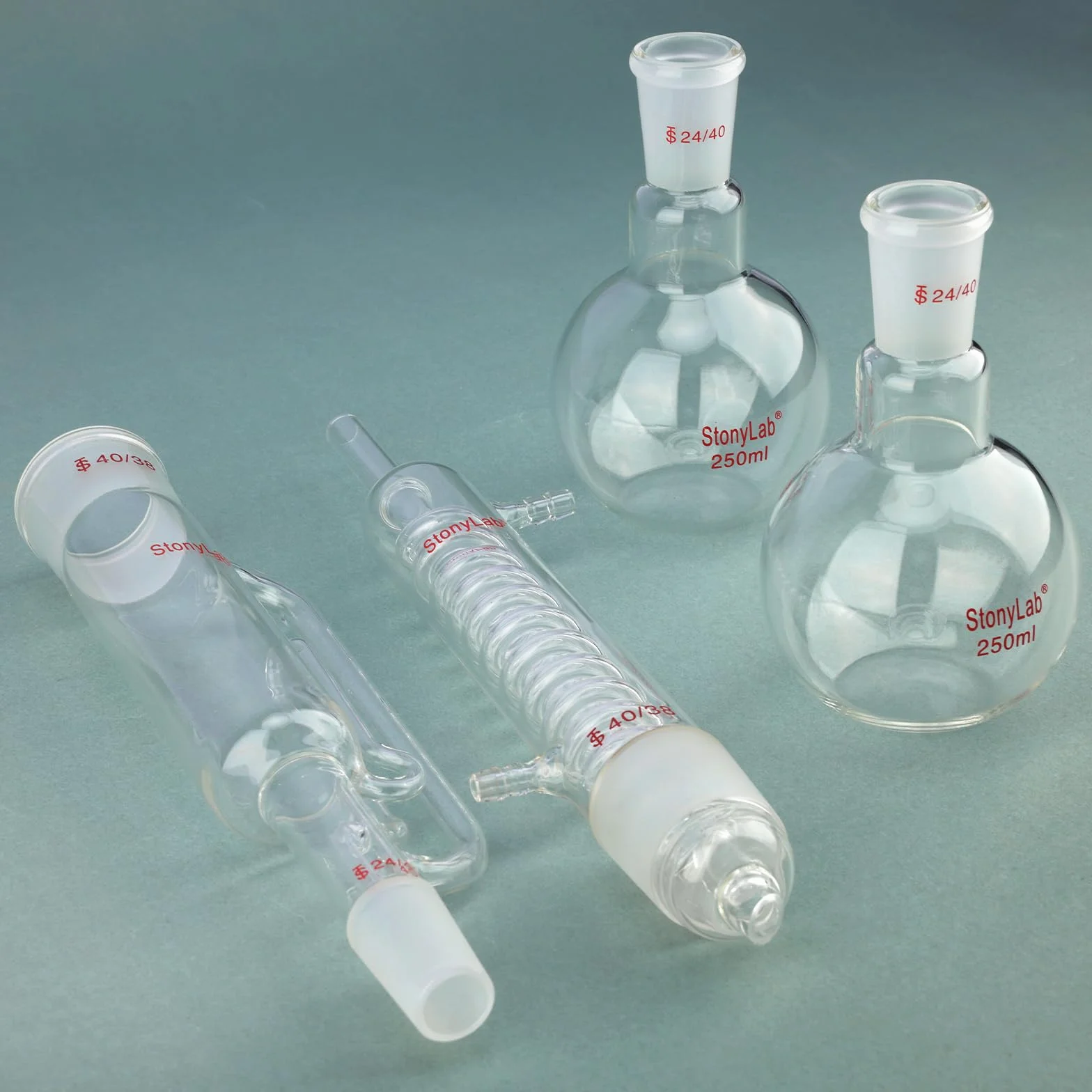 stonylab Soxhlet-Typ Extraktionskit, Borosilikatglas 40/38 Soxhlet Extraktor mit Graham Kondensator und Zwei 250 ml 24/40 Flachbodenkolben für Extraktionsprozesse