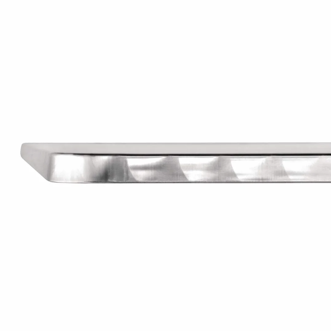 Bolero Edelstahl- und Aluminium-Quadrat-Bistrotisch 600 mm, Grau, Aluminiumrahmen & Edelstahlplatte, Größe: 720(H) x 600(B) x 600(T) mm, Gummifüße, Tisch für drinnen & draußen, flach verpackt, U427