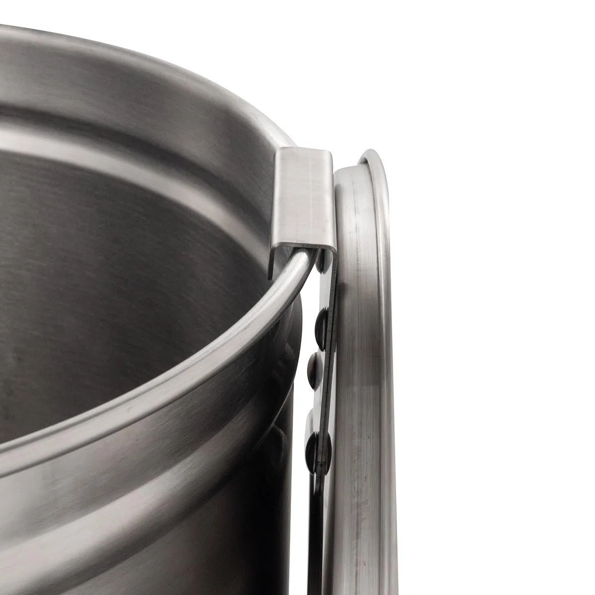 GastroHero Abfallbehälter 50 Liter Edelstahl mit Deckel Griffen Hygienebehälter Gastro Küche Chrom-Nickel-Stahl rund